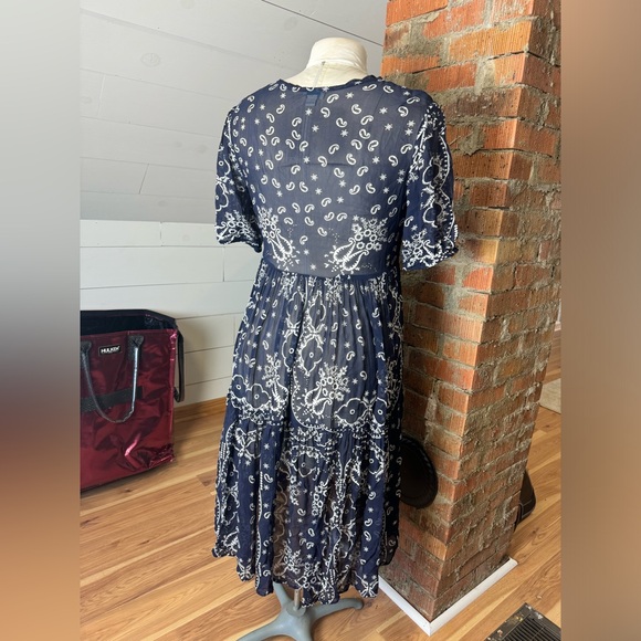 Sundance Brieia Bandana Print Sheer Button Front Dress - Picture 4 of 6